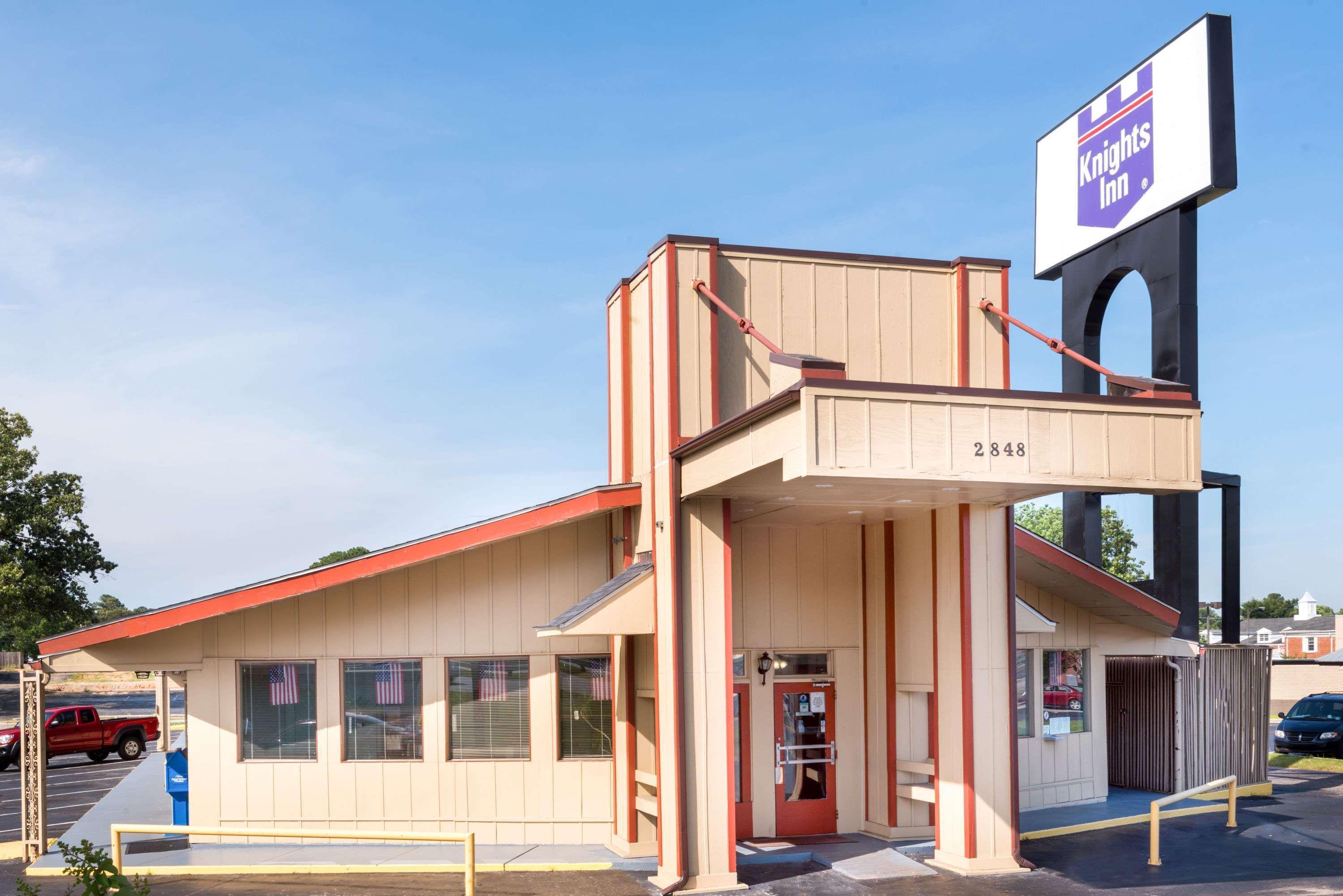 Knights Inn Fayetteville - Fort Bragg Εξωτερικό φωτογραφία