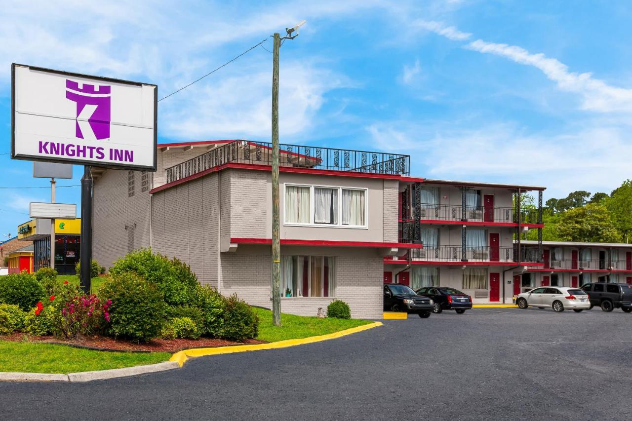 Knights Inn Fayetteville - Fort Bragg Εξωτερικό φωτογραφία