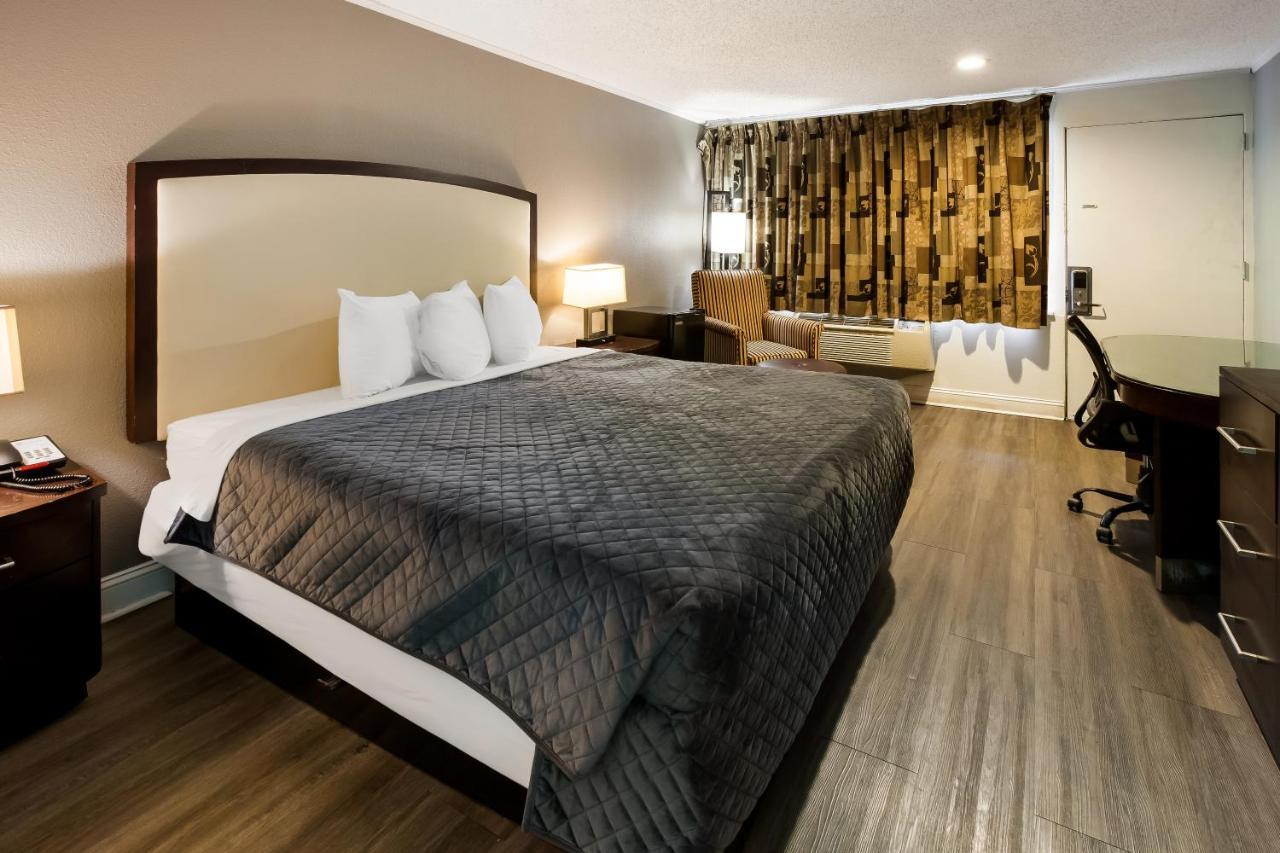 Knights Inn Fayetteville - Fort Bragg Εξωτερικό φωτογραφία